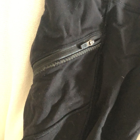 Black Lulu Lemon Leggings Size 6 - Picture 7 of 8